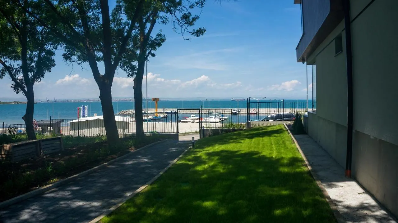 Kraimorie Park Apartment Burgas Bulgaria